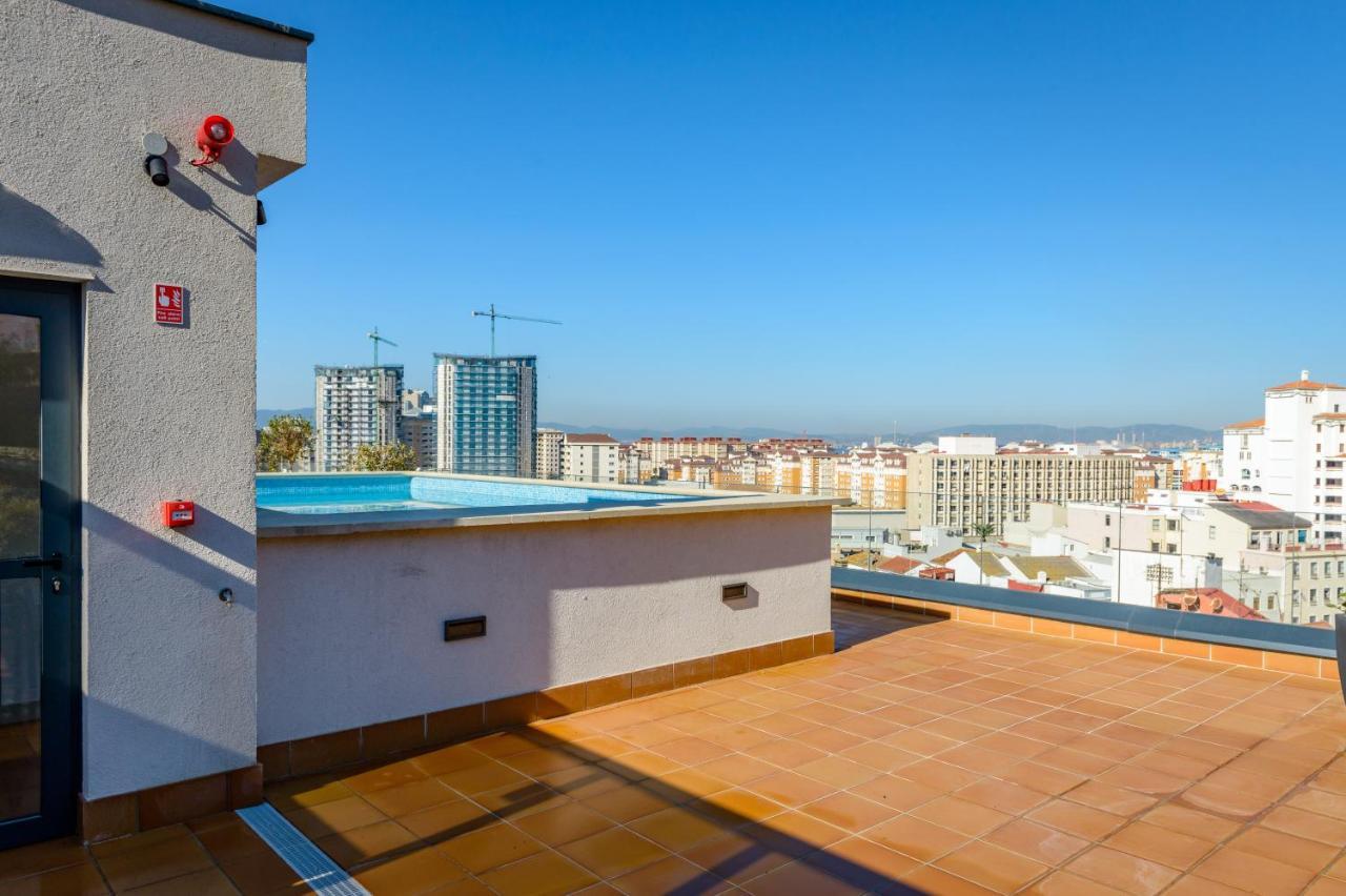 Brand New Luxury 2 Beds Apartment At The Residence-Hosted By Sweetstay 直布罗陀 外观 照片