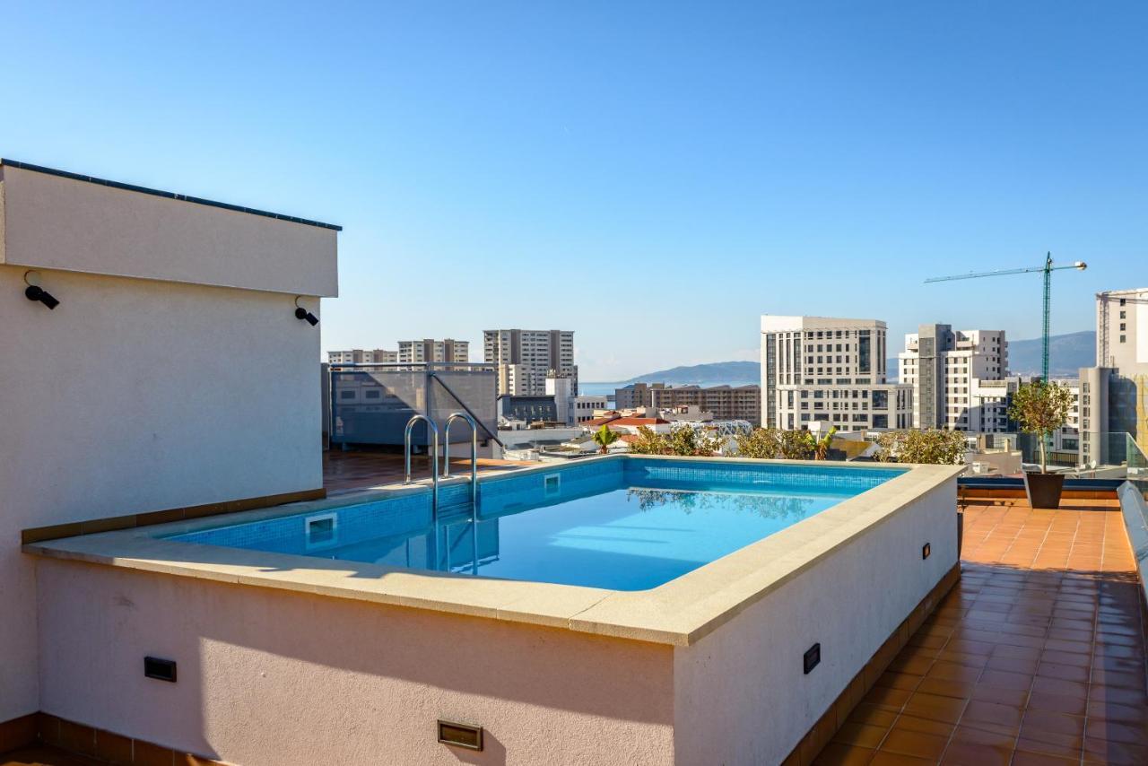 Brand New Luxury 2 Beds Apartment At The Residence-Hosted By Sweetstay 直布罗陀 外观 照片